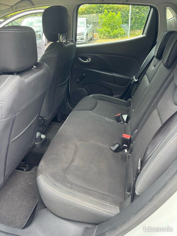Renault Clio 4 (image 17)