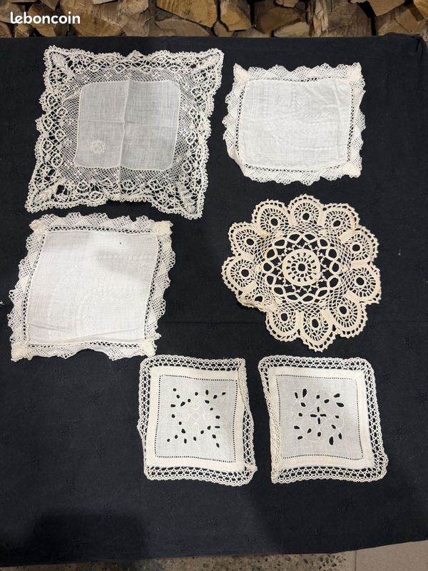 Lot divers napperons (image 1)
