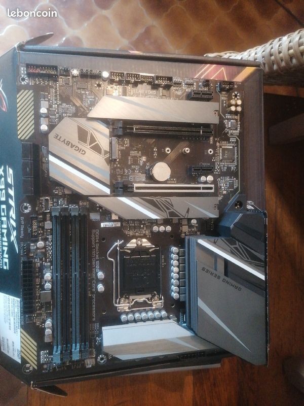 Carte mere gigabyte z590 gaming x neuve (image 1)