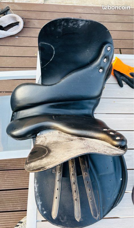 La selle de cheval png isolée sur un fond transparent | PSD Premium