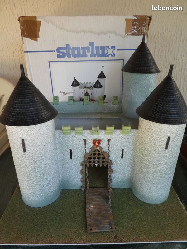 Jouet Château Moyen-âge STARLUX Château Fort La Forteresse Des Sables - Avec Chevaliers, Soldats, Dragon Et Accessoires - Dès 3 Ans Jouet Château Moyen-âge STARLUX Château Fort La Forteresse Des Sables - Avec Chevaliers, Soldats, Dragon Et Accessoires - Dès 3 Ans