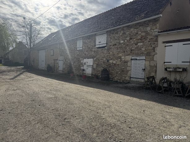 Maison 18 pièces 340 m²