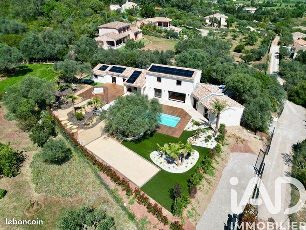 Propriété 7 pièces 250 m²