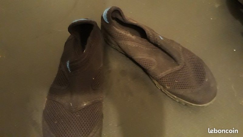 Chaussures de natation (image 1)