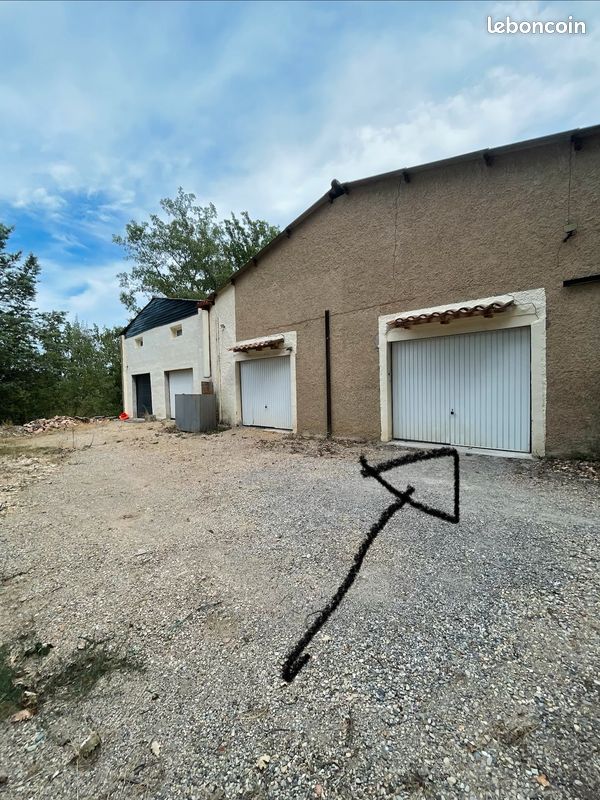 Garage 42m2 · à Saint-Julien · 40 000 €