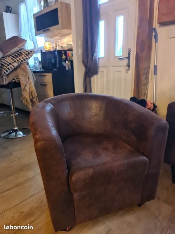 Vends canapé et fauteuil ensemble ou independement (image 1)