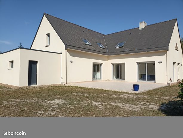 Maison 255 m² utiles Parc arboré 5.200 m² à 1.000 m mer