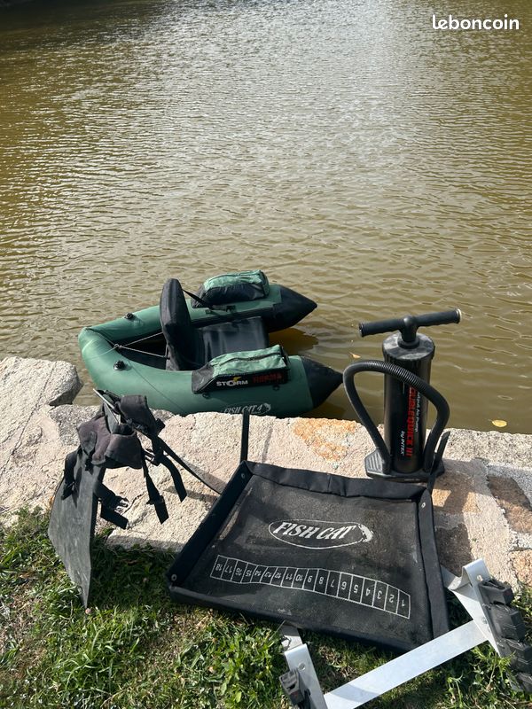 Float tube OUTCAST FISH CAT 4 DELUXE COMPLET – Pompe+Palmes– Pêche lac/étang/rivière (image 1)