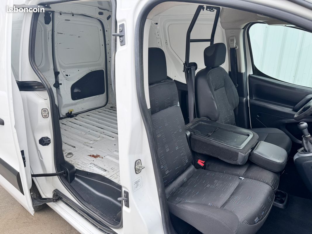 CITROEN BERLINGO II BUSINESS 1.6 HDI 90cv 3 PLACES avec PORTE LATÉRALE DROITE COULISSANTE (image 7)
