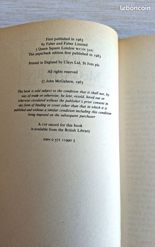 Livre "The Barracks" de John McGahern, en anglais (image 6)