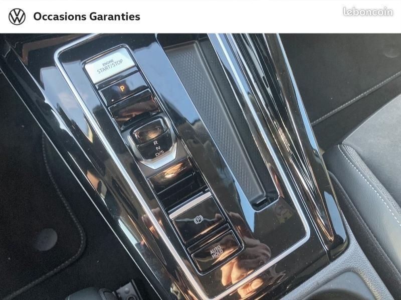 Volkswagen Golf 1.5 eHybrid 204ch Style DSG6 (image 40)
