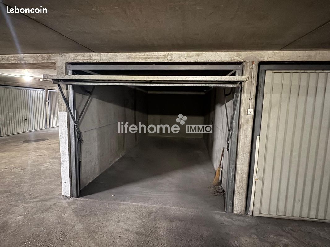 Parking 13 m² · à Paris · 13 m² · 40 000 €