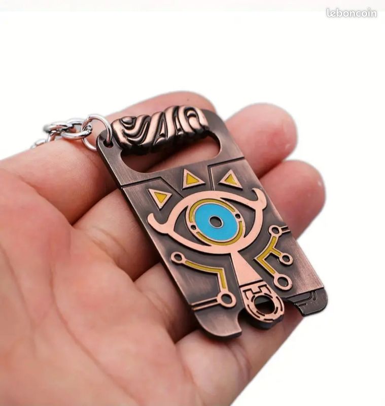 Porte clé Tablette Sheikah Link - Univers de Zelda - Couleur Or / Bronze - Neuf (image 2)