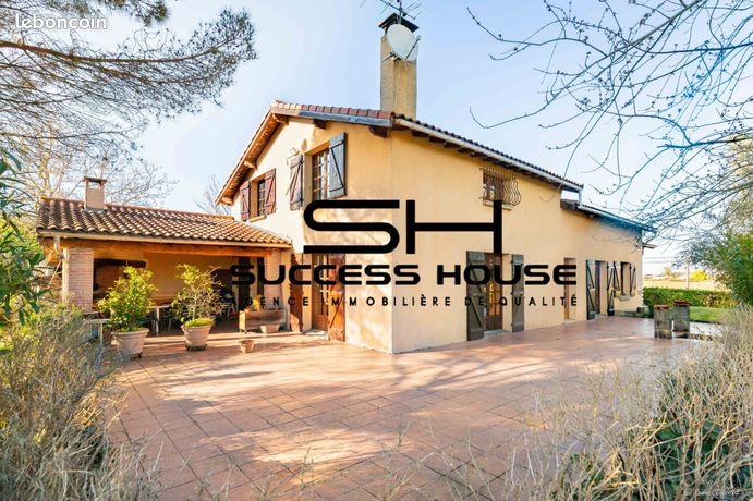 Maison 4 pièces 195 m²