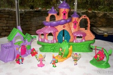 Château des elfes et lutins fée+ balançoire fauteuils petite maison et personnages (image 1)
