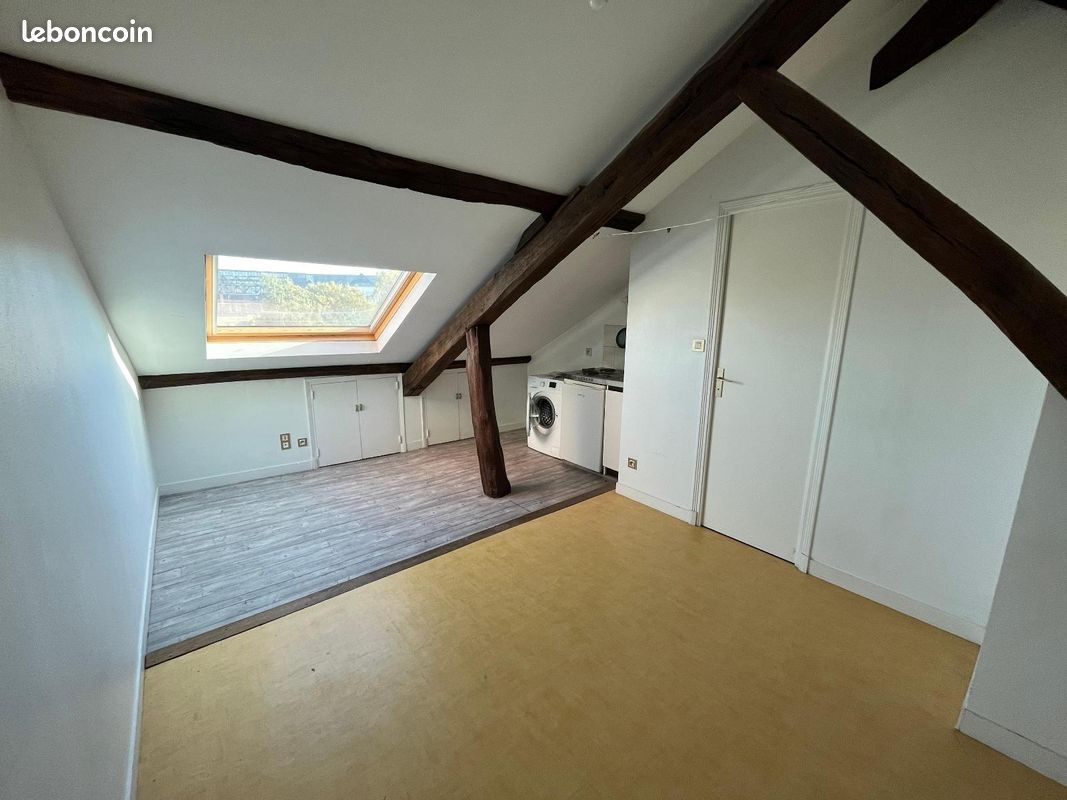 Appartement 1 pièce 12 m² · à Angers · 12 m² · 380 €
