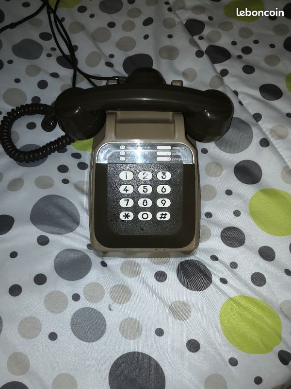 Téléphone vintage (image 2)