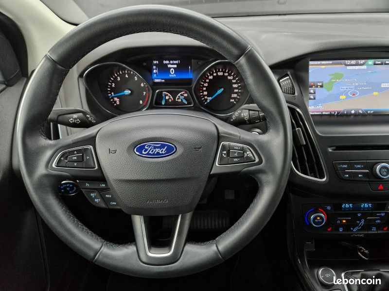 Ford FOCUS 1.0 SCTI 125CH ECOBOOST STOP&START TITANIUM * BLUETOOTH * 1ERE MAIN (image 10)