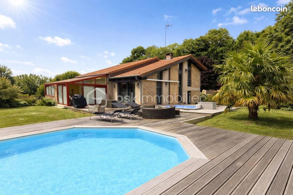 Maison 8 pièces 176 m² · à Danizy · 176 m² · 310 000 €