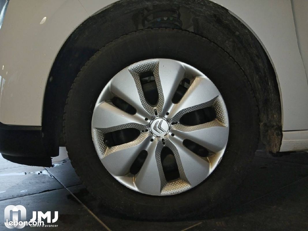 CITROEN C3 PureTech 83 S&S BVM5 Feel Business (image 11)