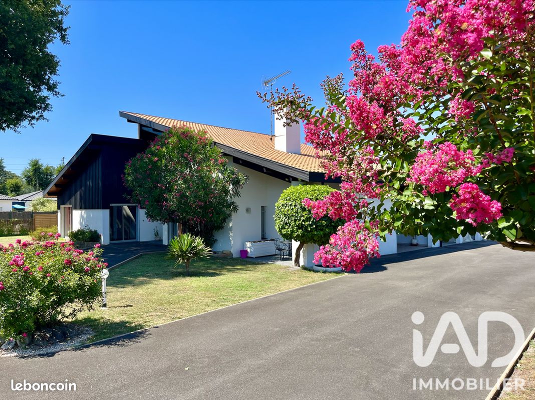Maison 7 pièces 177 m² · à Saint-Vincent-de-Paul · 177 m² · 499 000 €