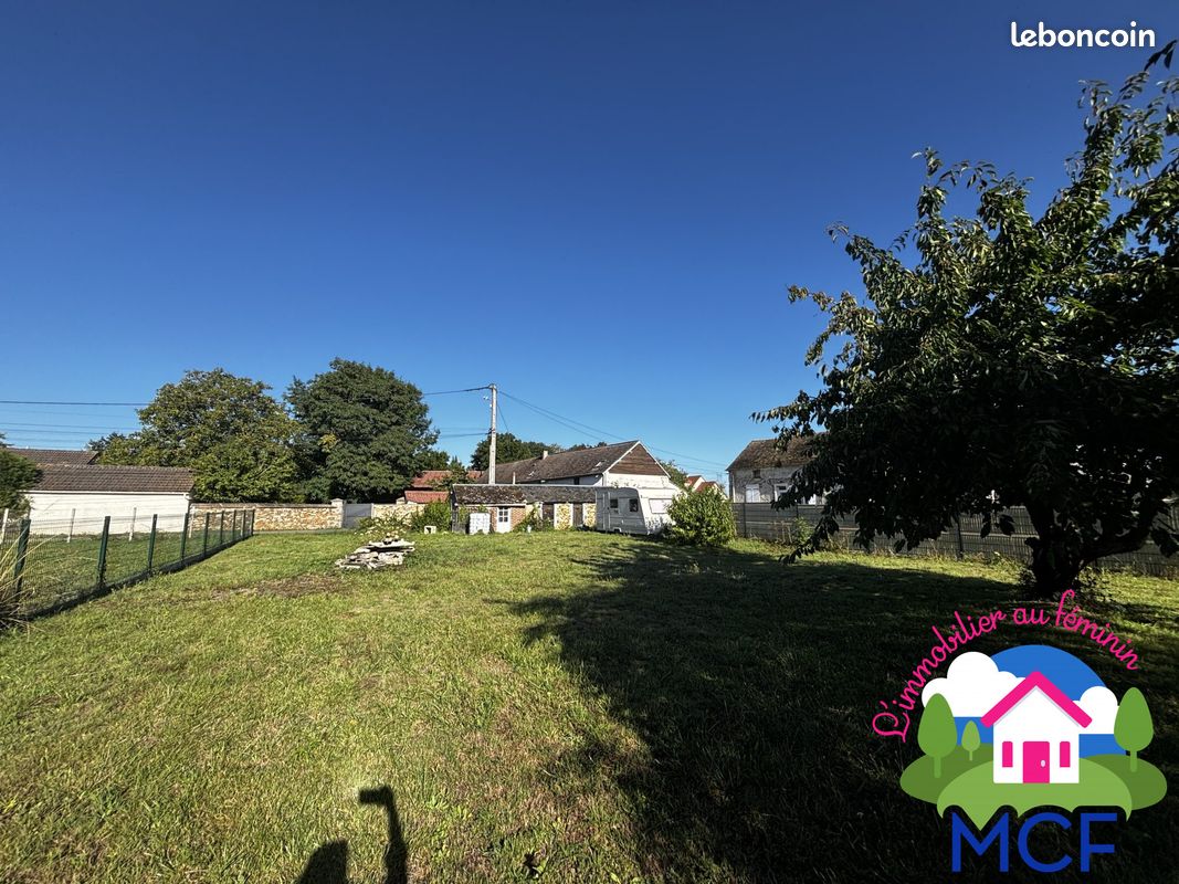 Terrain 820 m² · à Longnes · 820 m² · 108 500 €