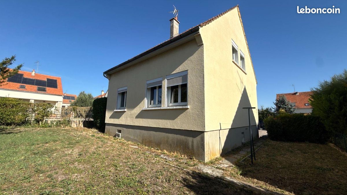 Maison 5 pièces 88 m² · à Compertrix · 88 m² · 147 000 €