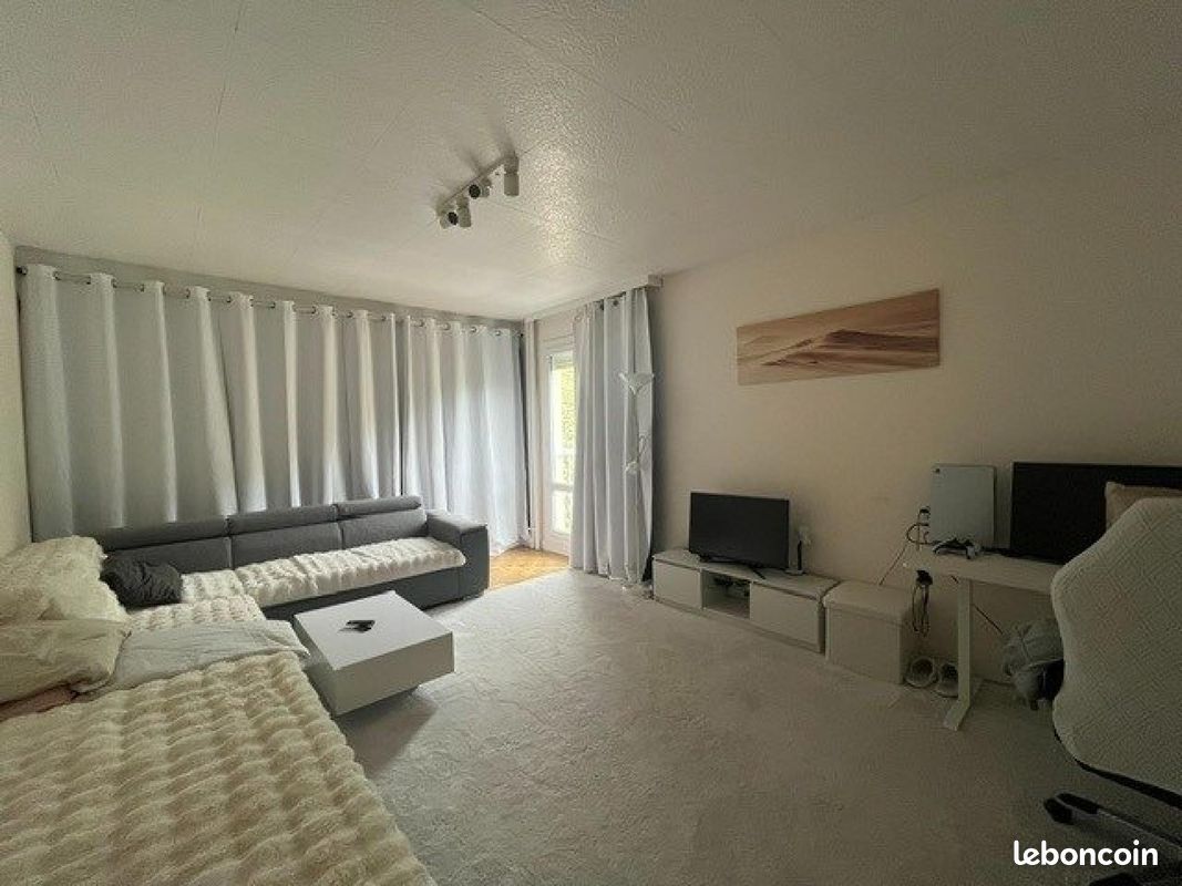 Appartement 1 pièce 38 m² · à Saint-Étienne · 38 m² · 58 000 €