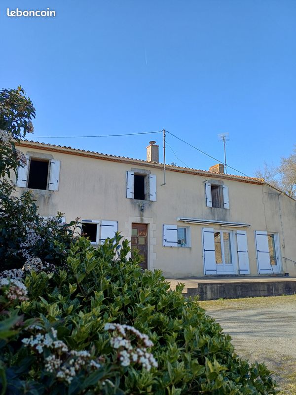 Maison 4 pièces 91 m² · à La Chaize-le-Vicomte · 91 m² · 181 000 €