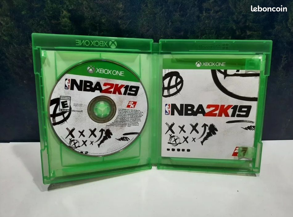 Jeu Xbox One NBA 2K19 + boîte + documents (image 7)