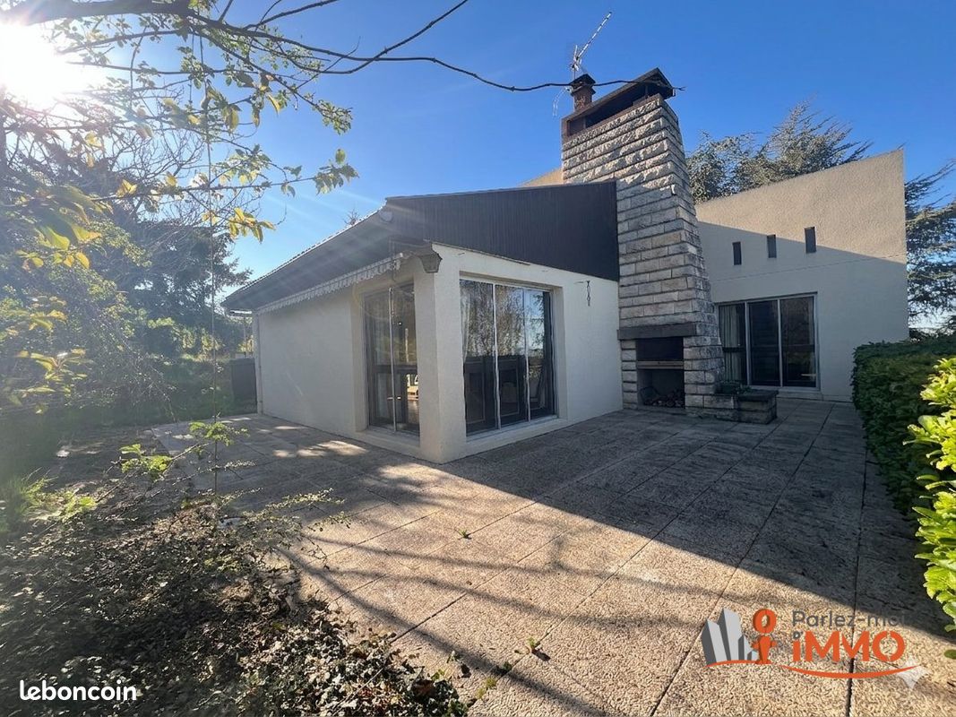 Maison 5 pièces 126 m² · à Boisset-Saint-Priest · 126 m² · 223 000 €