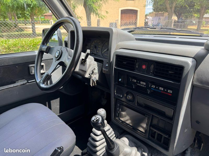 Nissan patrol Y60 (image 3)