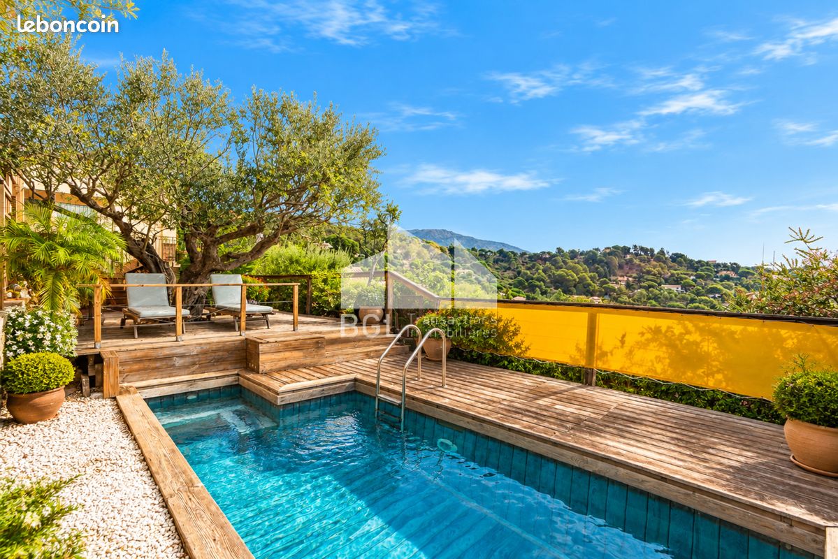 Maison 5 pièces 132 m² · à Bormes-les-Mimosas · 132 m² · 1 295 000 €