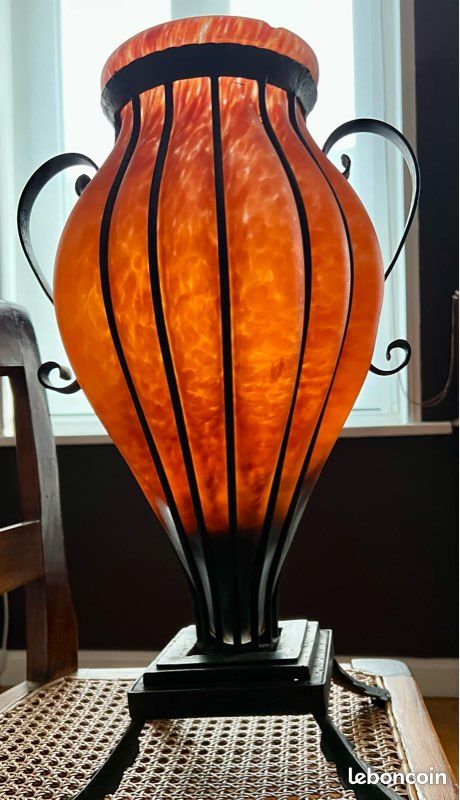 Schneider - Grand Vase Soufflé Dans Une Monture En Fer Forgé