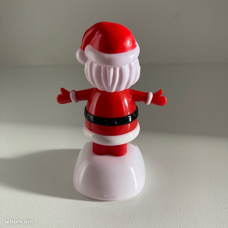 Père Noël Solaire Dansant | Déco De Noël Animée Et Originale