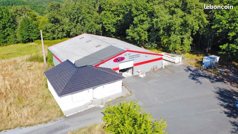Maison 4 pièces 490 m²