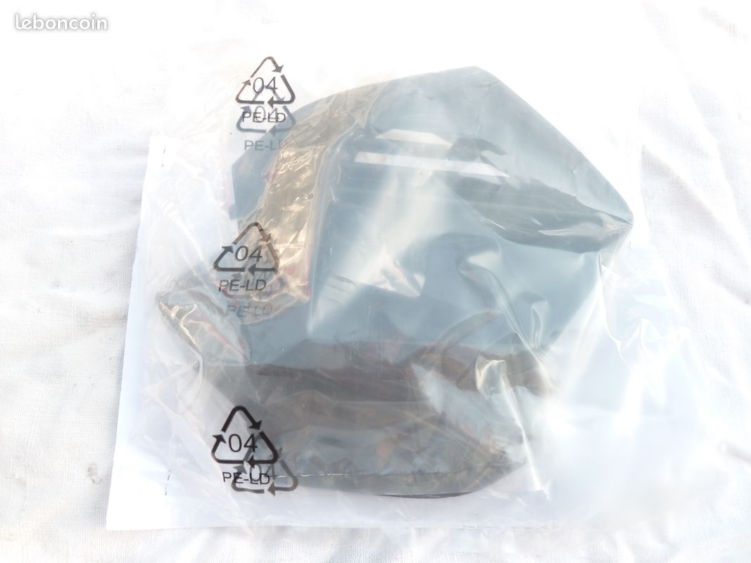 Enjoliveur pare chocs NEW 2008 (image 1)