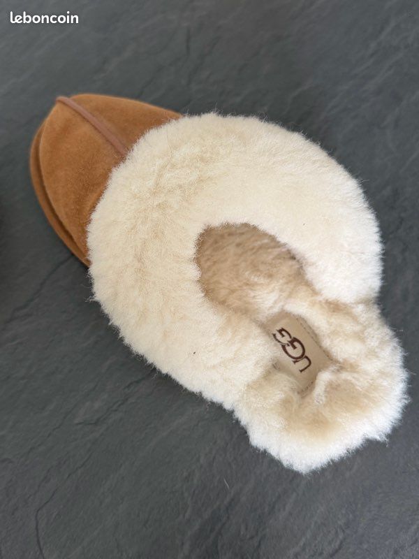 Pantoufles UGG (image 2)