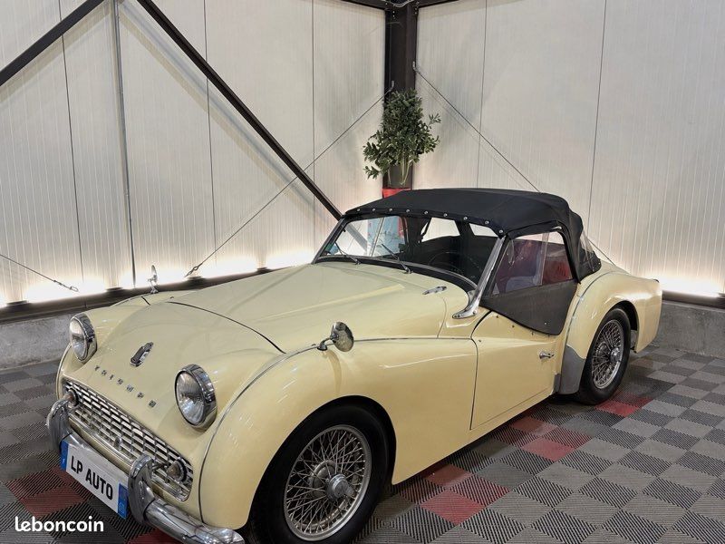 đ TRIUMPH TR3 CABRIOLET Sport â Roadster Anglais dâException âą Overdrive âą Hard-Top âą Ătat Remarquable âą VĂ©hicule de Collection (image 6)