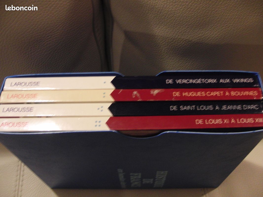 Coffret de BD Histoire de France en bandes dessinées T 1 à 4 1976 (image 1)