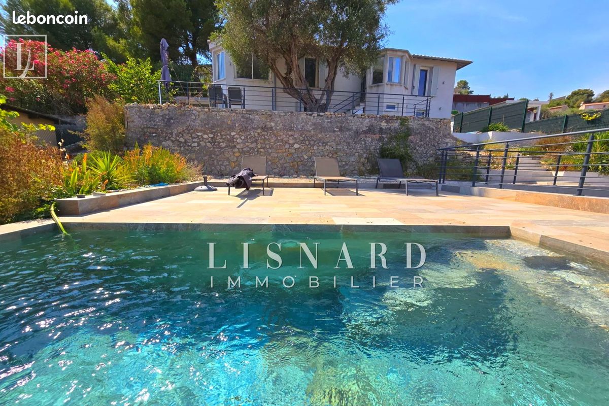 Maison 4 pièces 118 m² · à Vallauris · 118 m² · 672 000 €