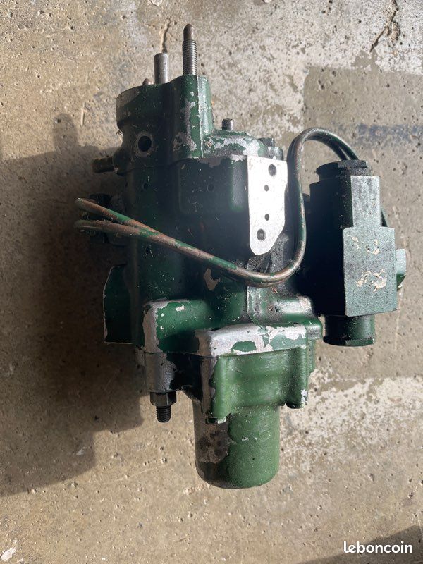 Bloc hydraulique Citroën ds id (image 2)