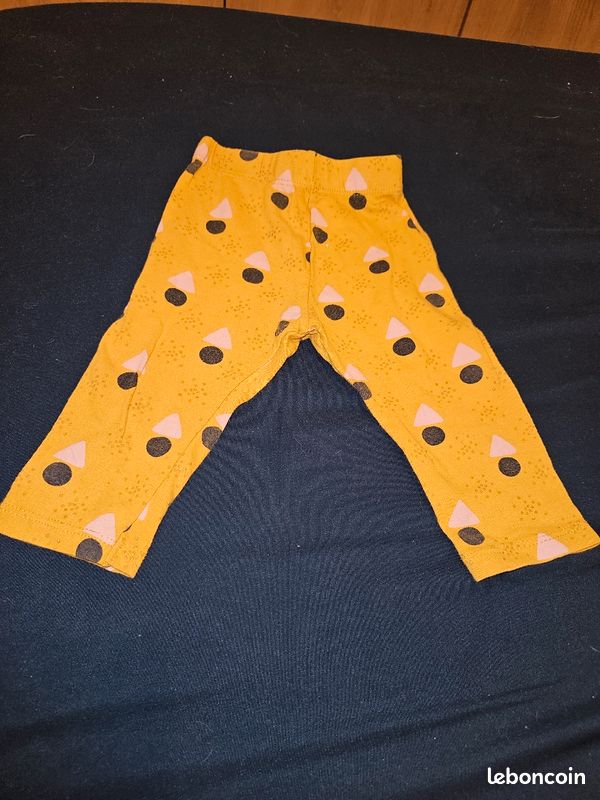Pantalon Jaune a Point Noire Fille 12 Mois KIABI (image 1)
