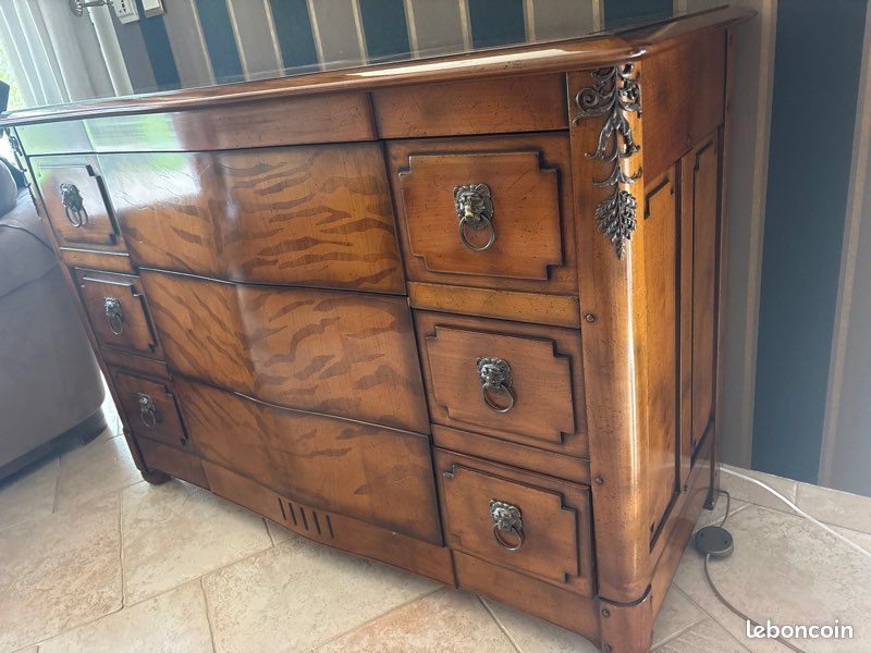 Belle commode façade en marqueterie zébrée (image 4)