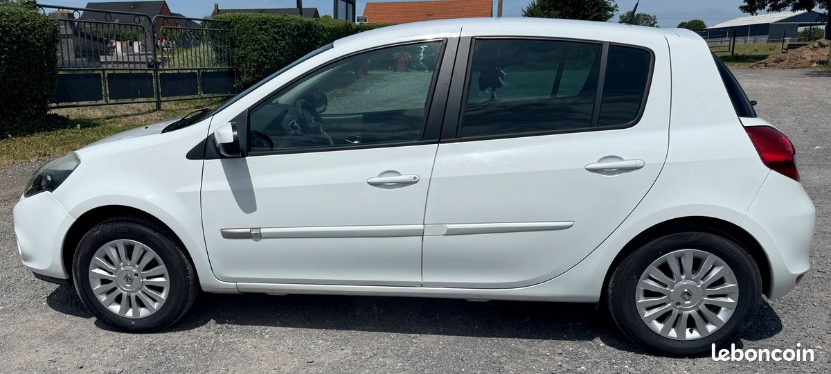 Renault Clio III (image 4)