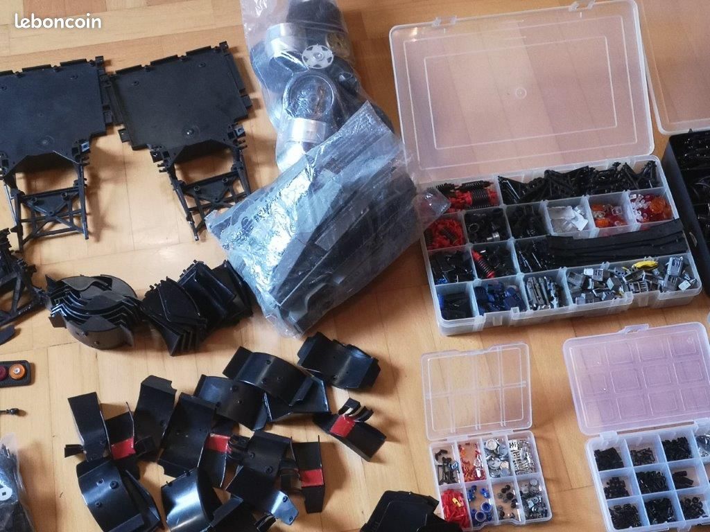 Pièces détachées Pocher 1/8 Porsche et F40 et Testararossa (image 2)