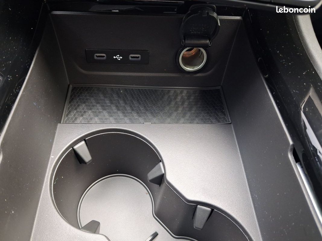 Renault Rafale esprit Alpine full hybrid E-Tech 200 -25 (image 23)