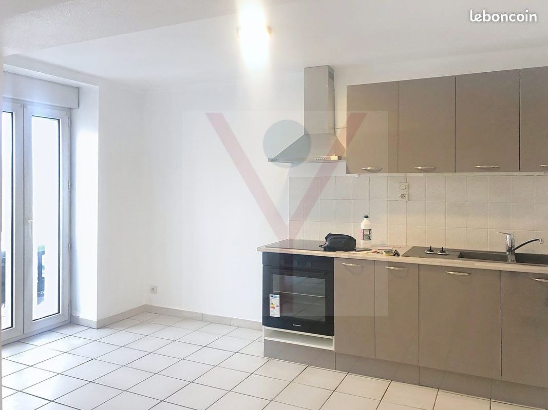 Appartement 3 pièces 68 m² · à Neuville-sur-Ain · 68 m² · 700 €/mois