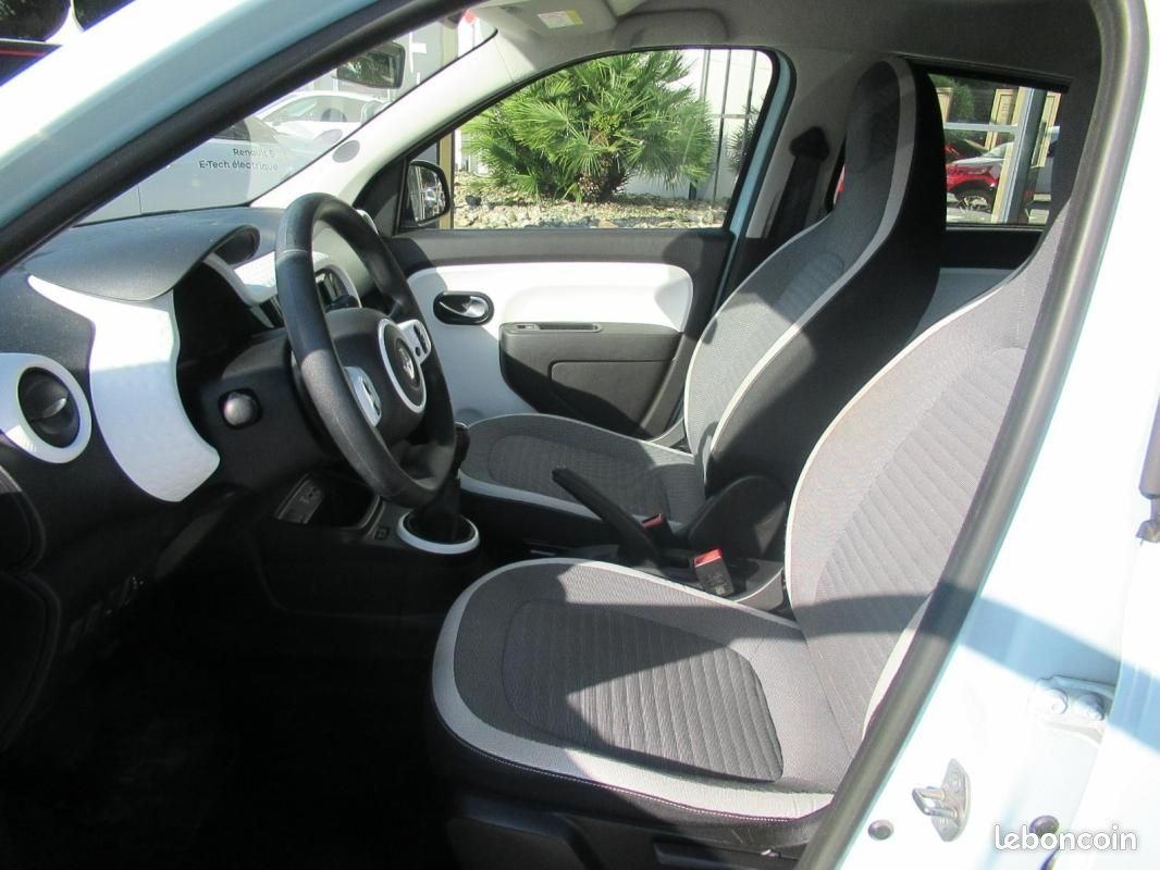 Renault Twingo III SCe 65 Equilibre (image 12)