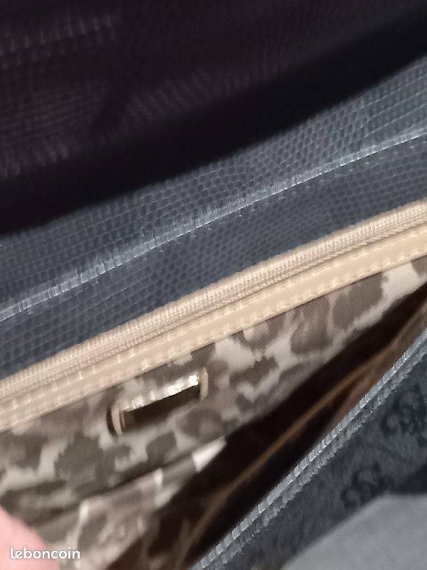 Sac Guess neuf (image 7)